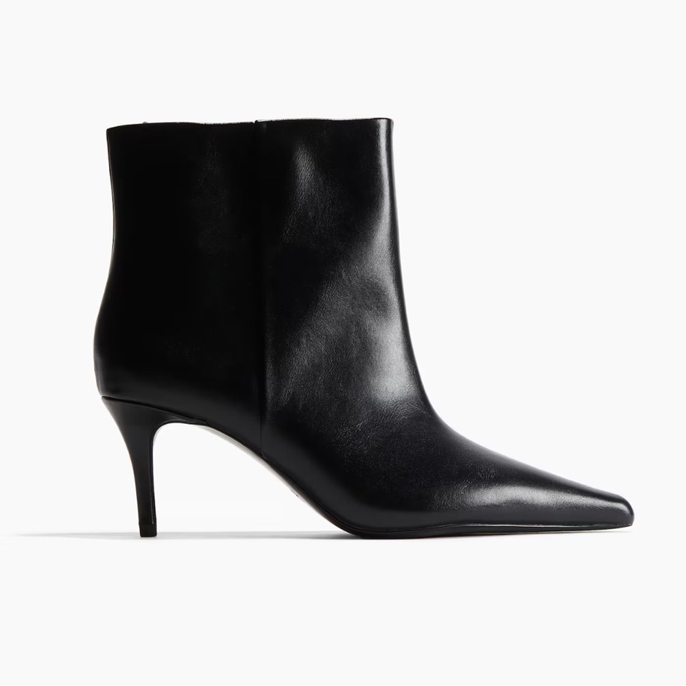 Black Leather Pointed-Toe Ankle Boot - Women